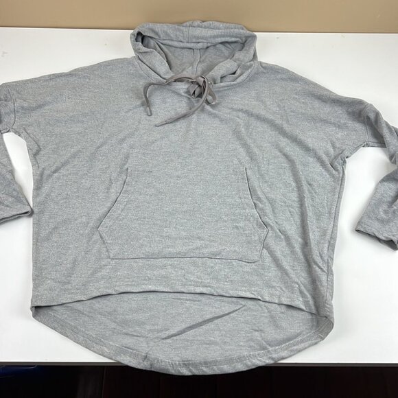 Nwt Tahari Super Soft oversized  Hoodie size Medium - Picture 3 of 10